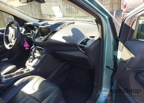 2013 Ford Escape Titanium из США, поврежденный, VIN 1FMCU9J91DUC43412